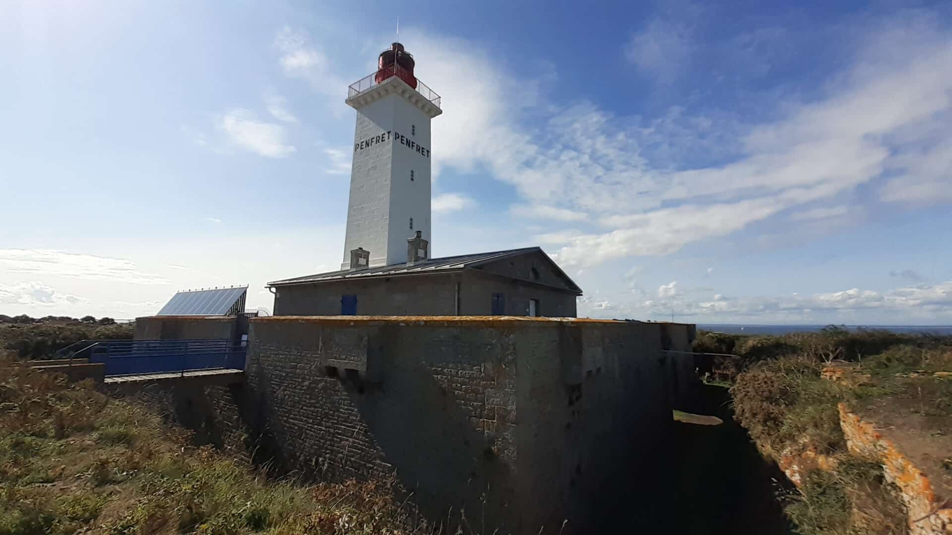 glenan-ile-penfret-phare-2