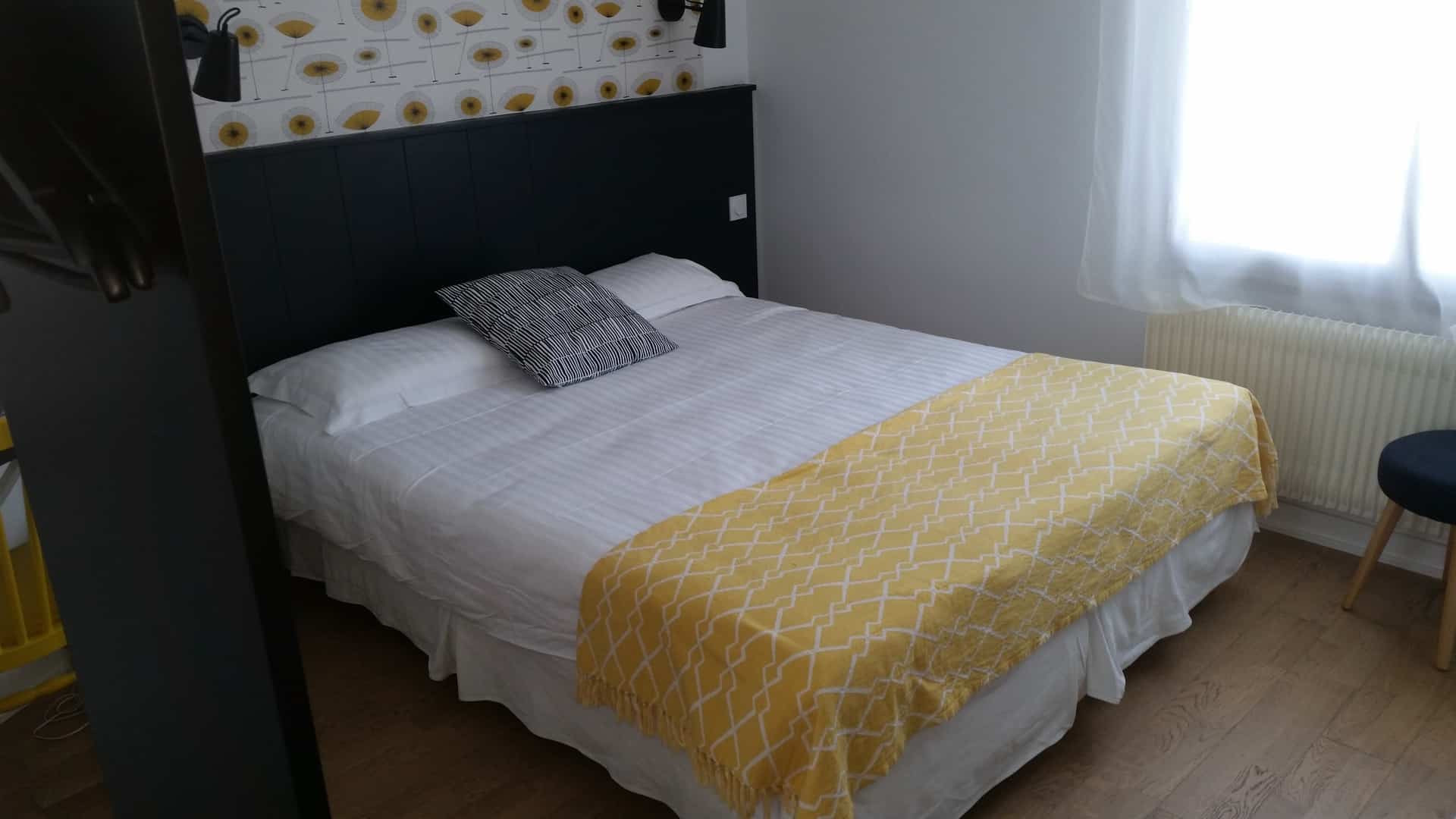 lesconil-hotel-port-chambre